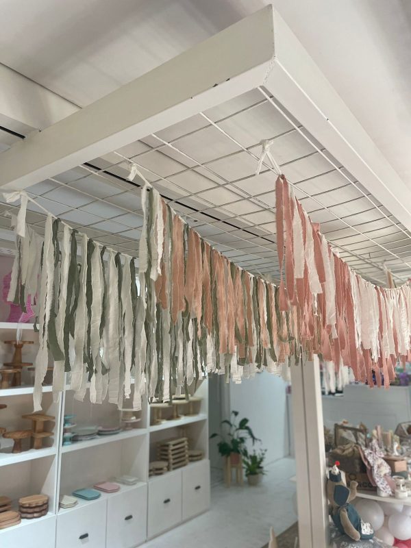 CORTINA GUIRNALDA  DE TELA SHABBY  ROSA Y CRUDO - Imagen 4