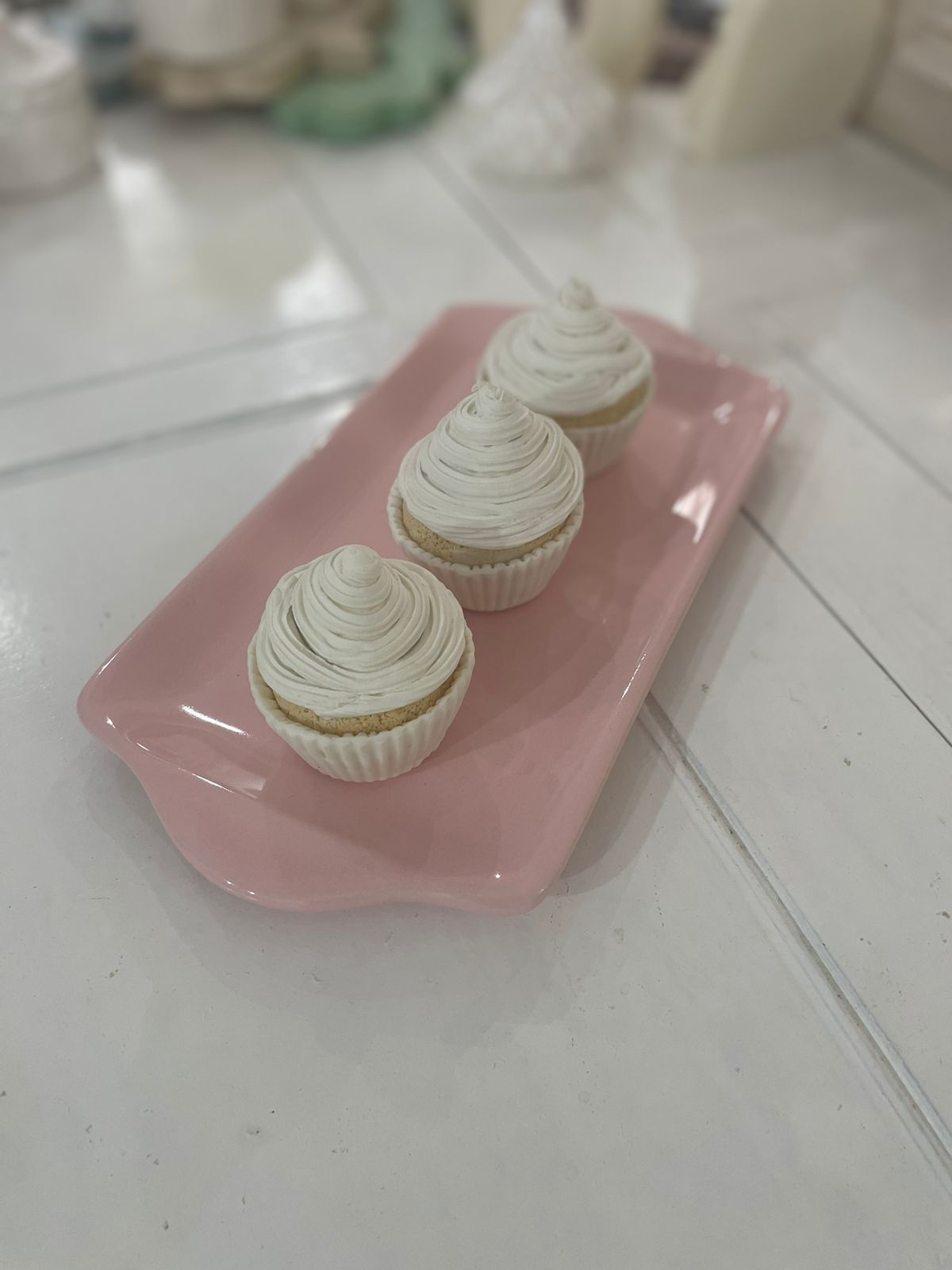 BANDEJA DE CERÁMICA ROSA