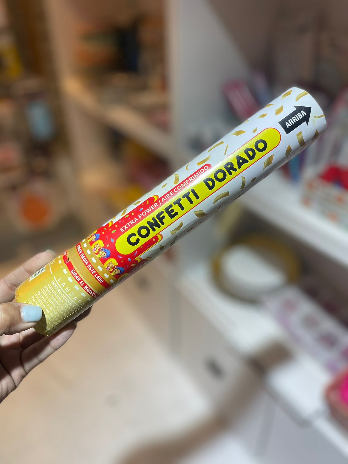 CAÑÓN DE CONFETI DORADO