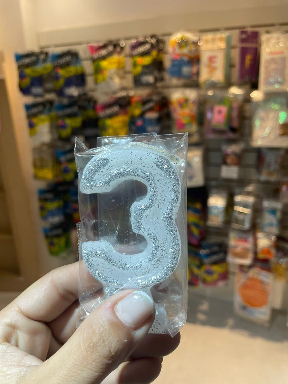 VELAS BLANCAS CON GIBRÉ NRO 3