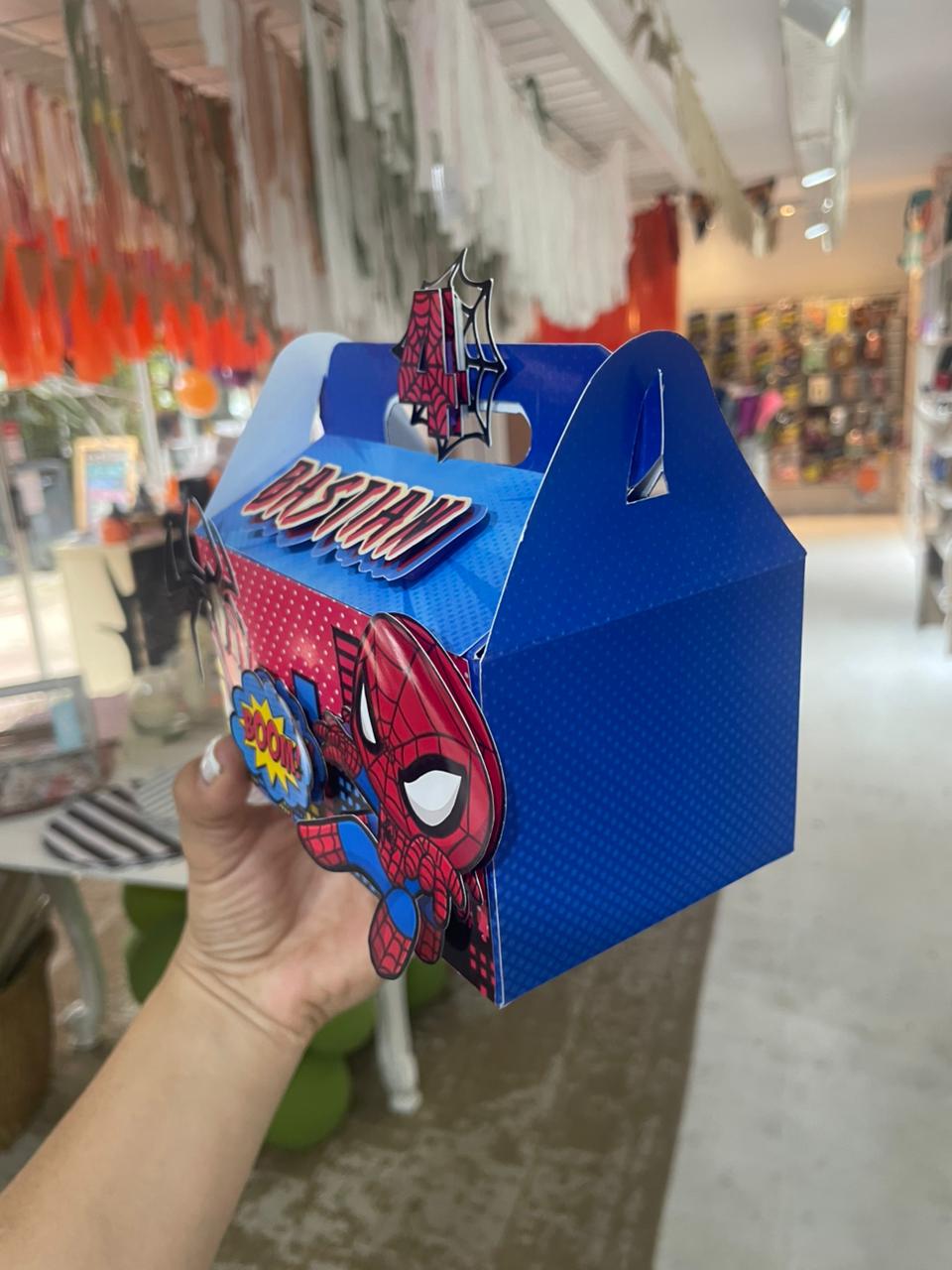 CAJA GOLOSINERA CON APLIQUES 3D «CAJITA FELIZ» (10 unidades)