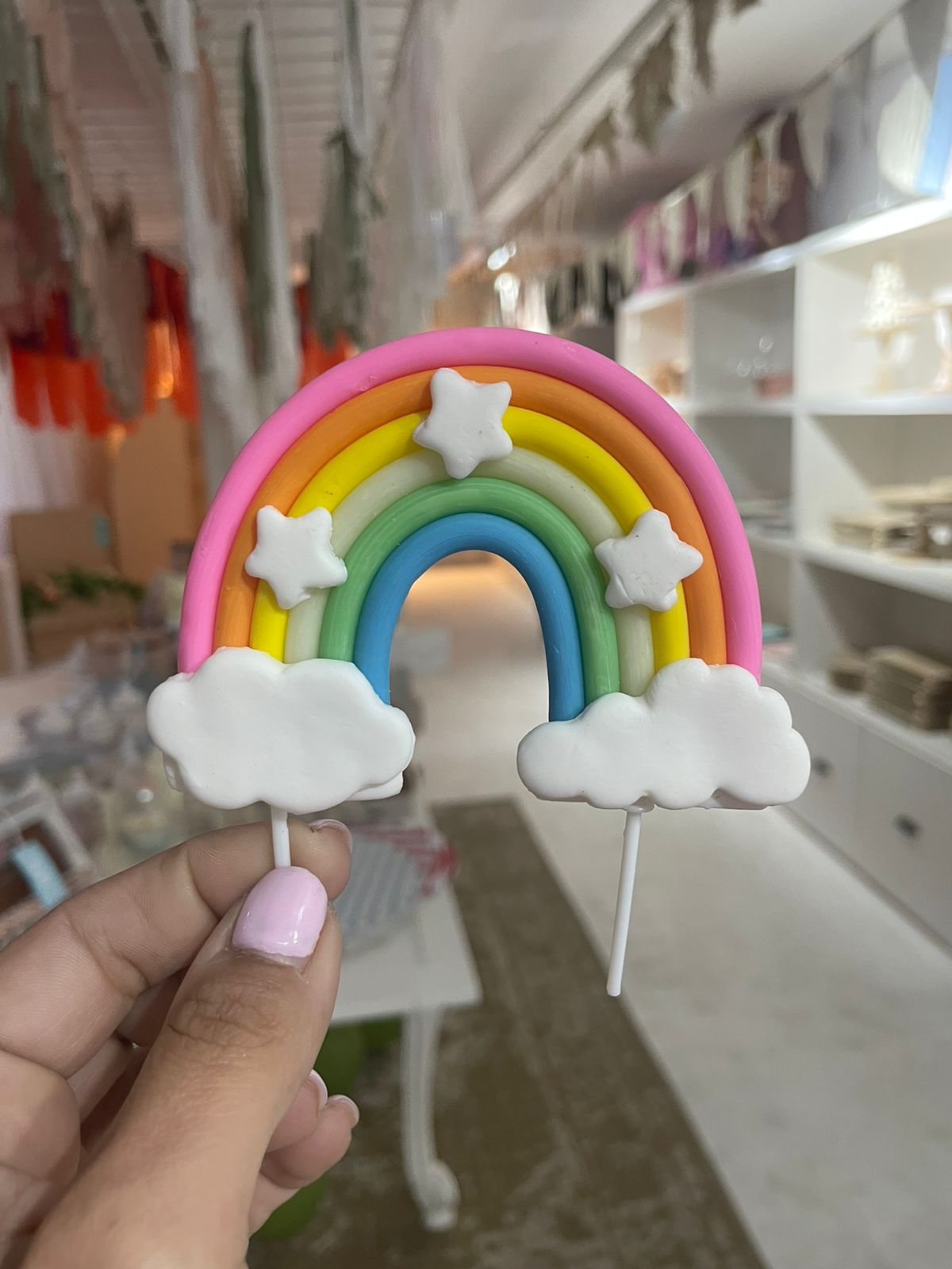 TOPPER DE TORTA ARCOIRIS