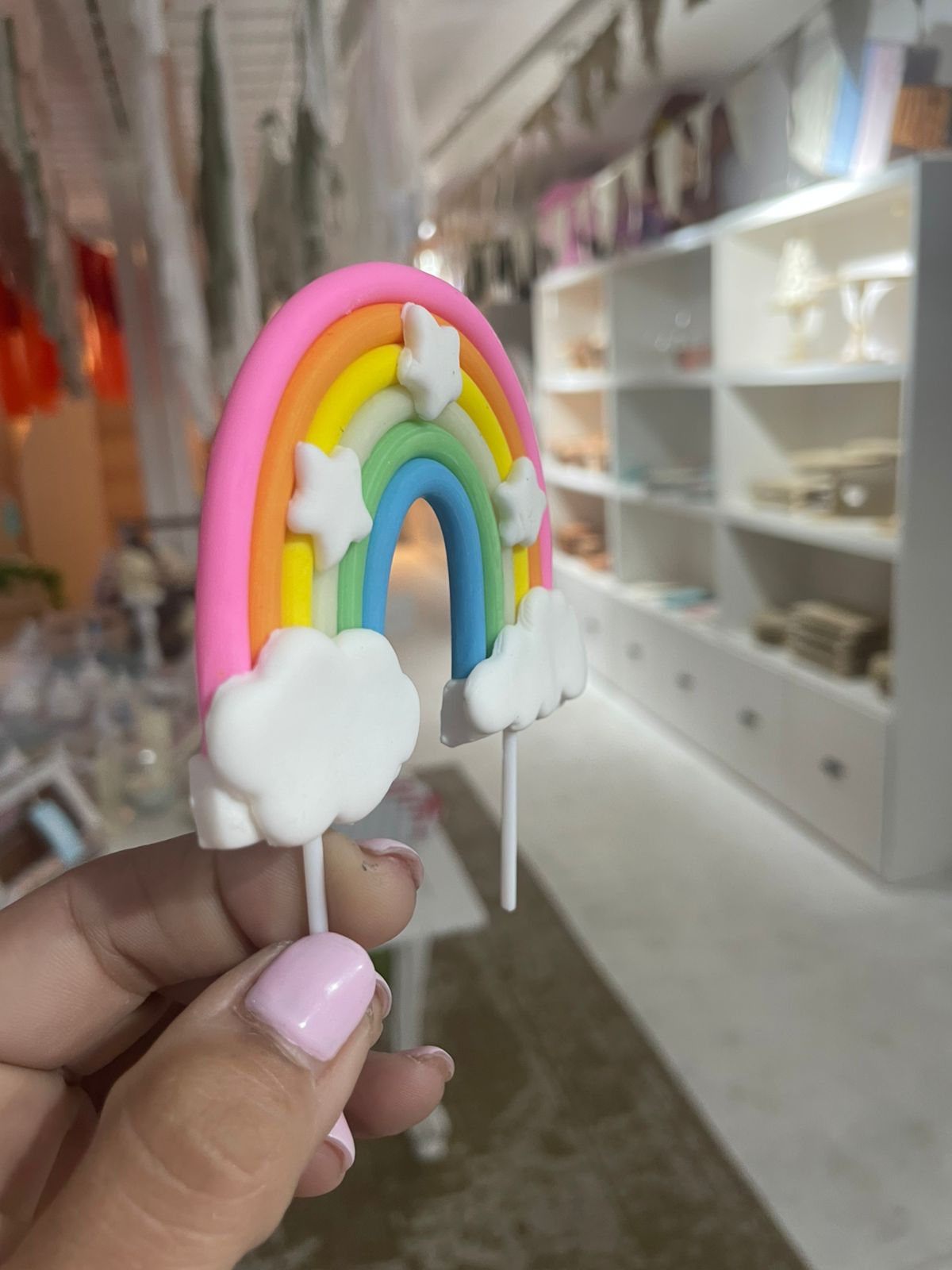 TOPPER DE TORTA ARCOIRIS