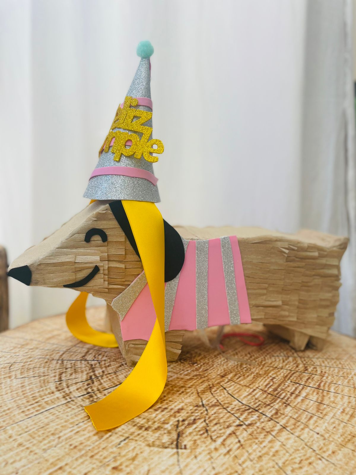 SET  PARA MASCOTAS «MINI PIÑATA+BONETE+ GUIRNALDA DE TELA»